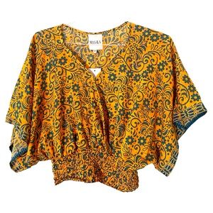 Smocked waist blouse NWT SZ M